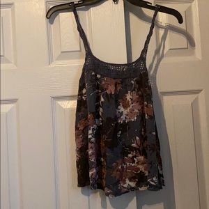 Cute cropped floral tank top